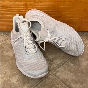 MENS NIKE RENEW TRAINERS EUC SIZE 12